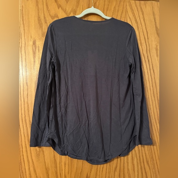 Lanston Drape Front Top - NWT - Size M - Picture 2 of 8
